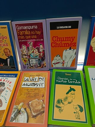 14 libros de humor, diferentes autores