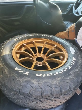 Llantas con Neumáticos Jeep Cherokee wj crd /  v8