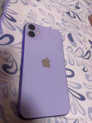 iPhone 11 Morado