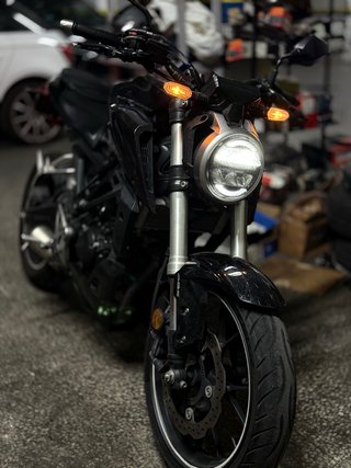 Honda cb 125r