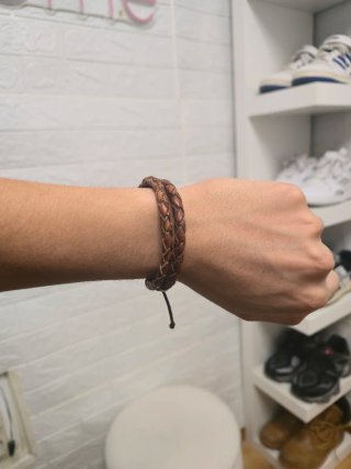 Pulsera de cuero trenzado