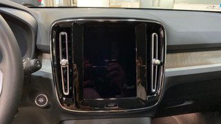 VOLVO XC40 2.0 B3 PLUS DARK AUTO 5P