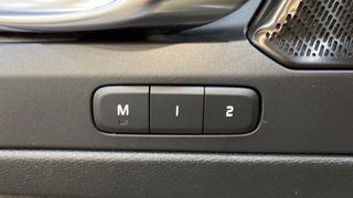 VOLVO XC40 2.0 B3 PLUS DARK AUTO 5P