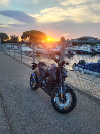 ((3k km)) Zontes U125 Negra