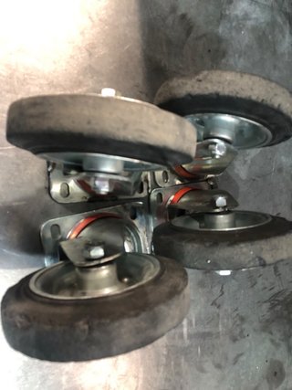 Set de 4 Ruedas Industriales Giratorias