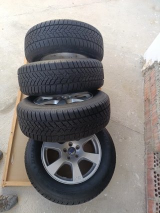 Set de 4 Llantas con Neumáticos Volvo 17 pulgadas