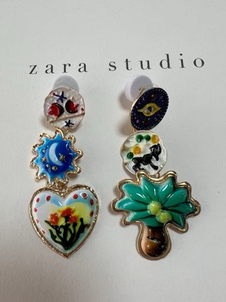 Pendientes Asimétricos Zara Palmera