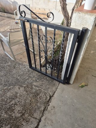 Puerta de jardín de forja
