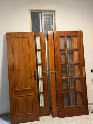 Lote de 6 puertas de madera. Molina de Segura