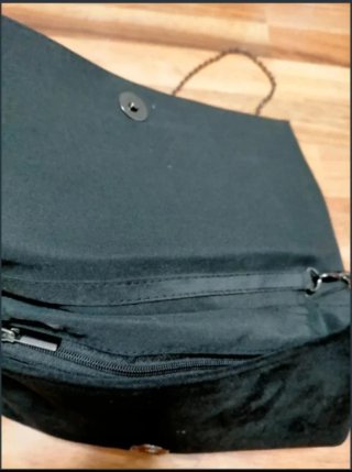 Bolso de fiesta negro con brillantes