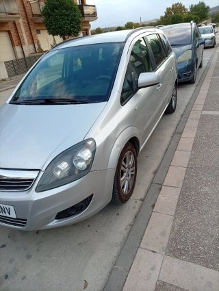 Opel Zafira 2013