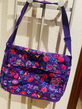 Bolso escolar morado estampado