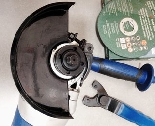 Radial 1200w 125mm + discos.