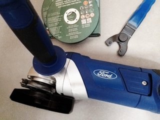 Radial 1200w 125mm + discos.