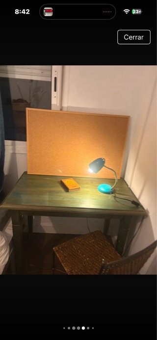 Mesa de estudio de madera