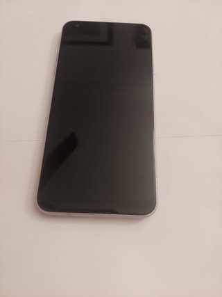 LG Q7 LM-Q610EM 32GB Violeta Libre - Buen Estado