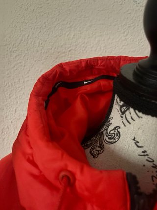 Chaqueta Nike Roja con Capucha