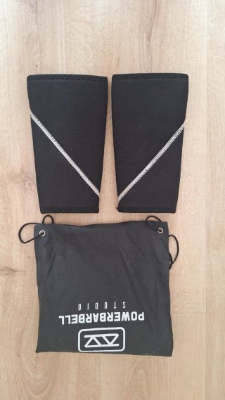 Rodilleras Powerbarbell Studio con bolsa