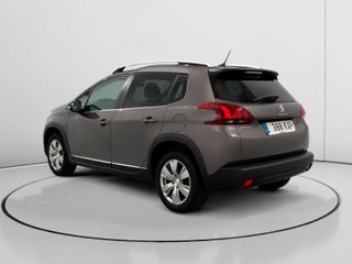 Peugeot 2008 PureTech Signature 60 kW (82 CV)