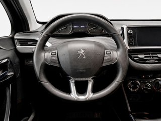Peugeot 2008 PureTech Signature 60 kW (82 CV)