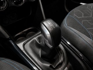 Peugeot 2008 PureTech Signature 60 kW (82 CV)