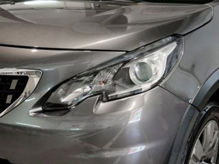 Peugeot 2008 PureTech Signature 60 kW (82 CV)