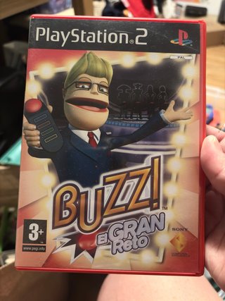 PlayStation 2 Buzz El Gran Reto con mandos