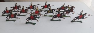 13 Figuras Planas de Caballería en Estaño o plomo