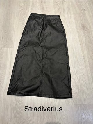 Falda Stradivarius Negra