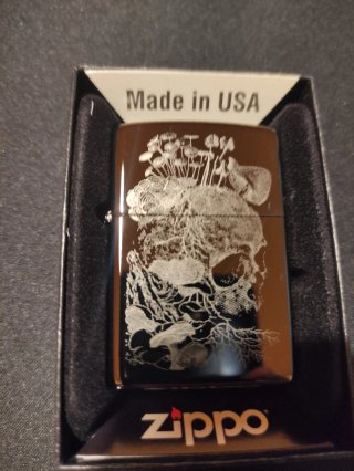 Kit Zippo nuevo a estrenar. Mechero y Accesorios.