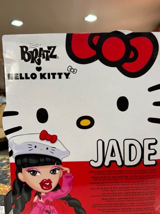 Muñeca Bratz x Hello Kitty Jade Sanrio Fashion