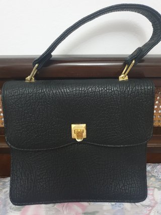 Bolso tipo cartera negro