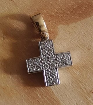 Colgante Oro 18k con Diamantes