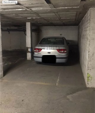 Plaza garaje  para coche y moto alquiler