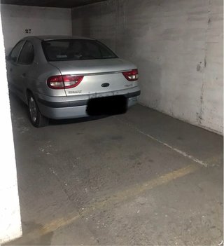 Plaza garaje  para coche y moto alquiler