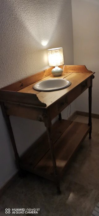 Mesa Consola Rústica de Madera (Salteras, Sevilla)