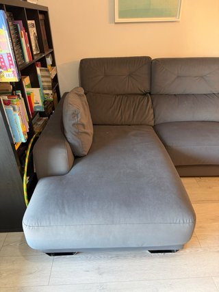 Sofá chaise longue gris tela anti manchas