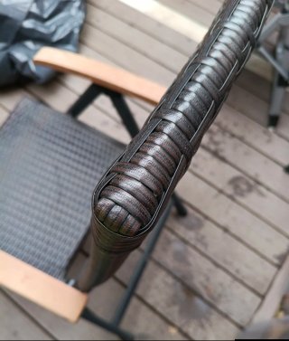 Sedia pieghevole da esterno in alluminio, vimini e legno