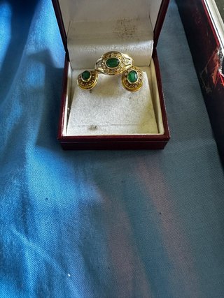 Juego de Pendientes y Sortija