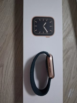 Apple Watch series 5, 40mm Oro y Rosa