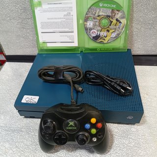Consola Xbox One 500GB + FIFA 17