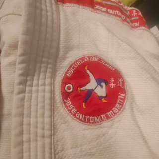 Equipación de Judo Tagoya Blanca de la escuela Jos