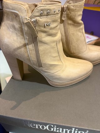 Botines Nero Giardini Beige
