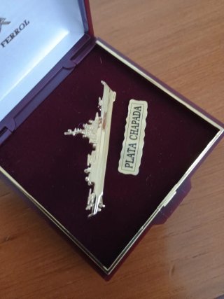Insignia de Fragata en Plata Chapada