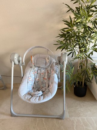 Hamaca bebé gris y estampado