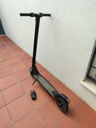Patinete Eléctrico Negro