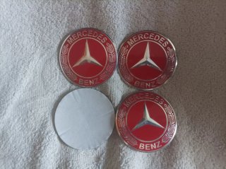 Pegatinas Mercedes rojo 56mm tapabuje centro rueda
