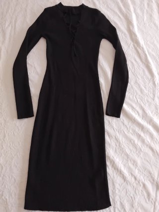 Vestido de punto canalé negro