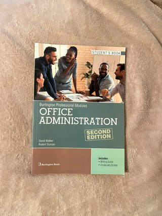 Libro de ingles de administración de grado medio