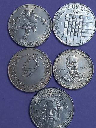 5 Monedas Portugal de 25 escudos
